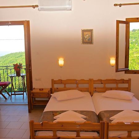 Stavroula Rooms Makrirrákhi Dış mekan fotoğraf